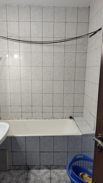 Drumul Taberei, garsoniera Piata Moghioros.