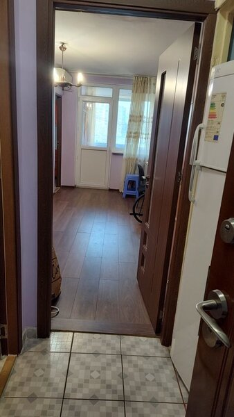 Drumul Taberei, garsoniera Piata Moghioros.