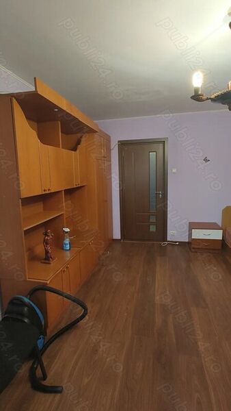 Drumul Taberei, garsoniera Piata Moghioros.